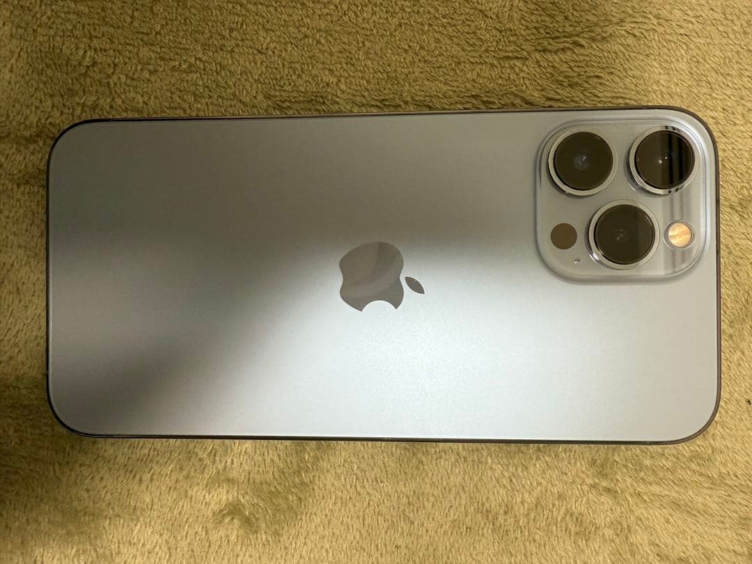 iPhone 13 Pro Max 256GB SIMフリー　外装ランクA
