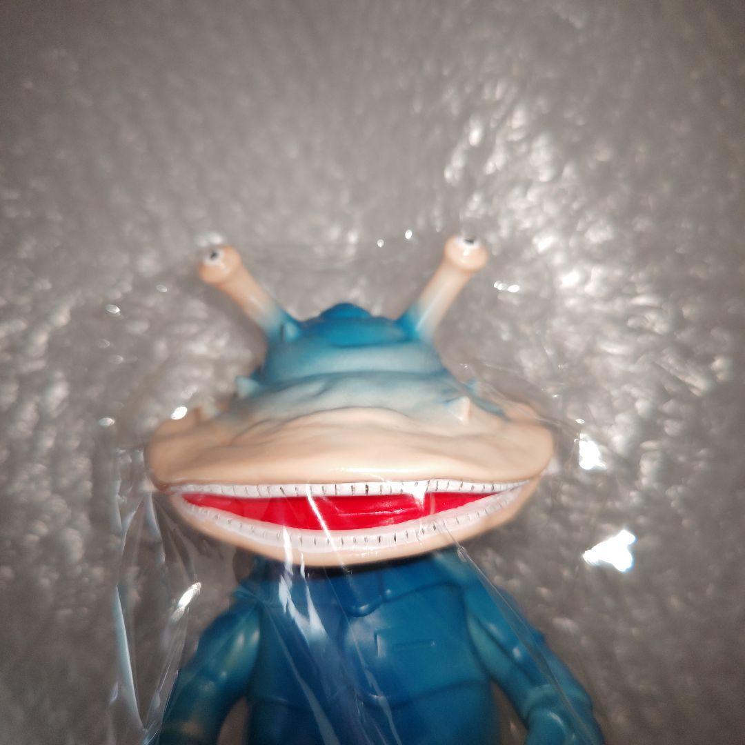 シークレットベース　カネゴン　ソフビ　フィギュア　青/肌色