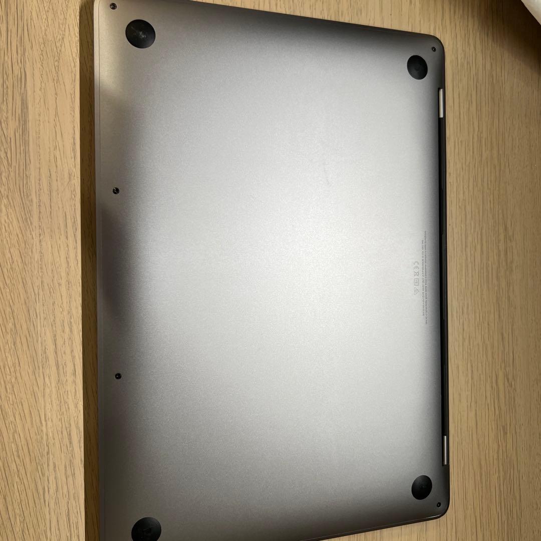 MacBook Pro 2019 13インチ 256GB