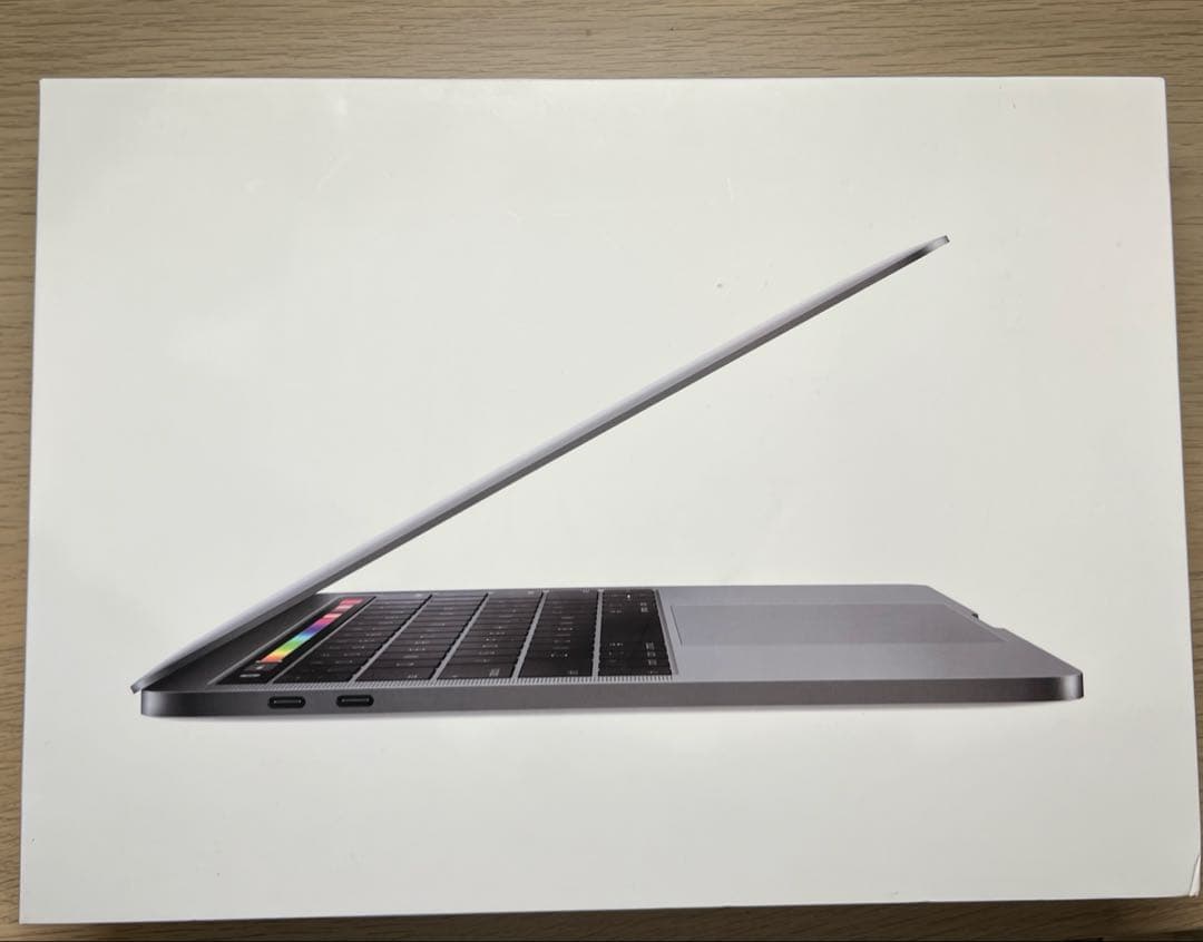 MacBook Pro 2019 13インチ 256GB