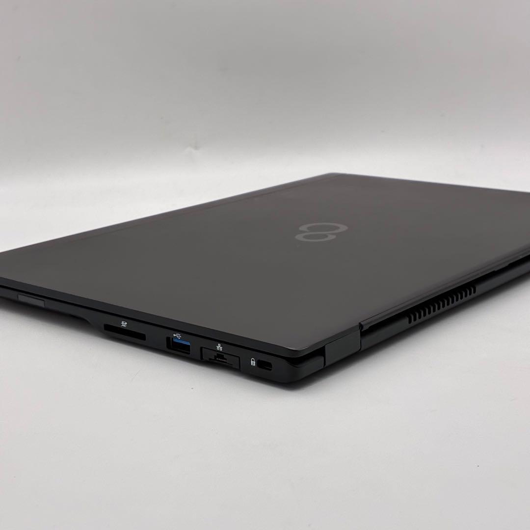 Core i7十世代◆メモリ16GB◆SSD256GB◆ 富士通 u9310