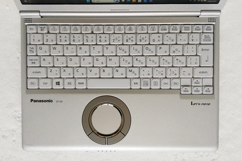 軽量コンパクト Panasonic CF-SV9