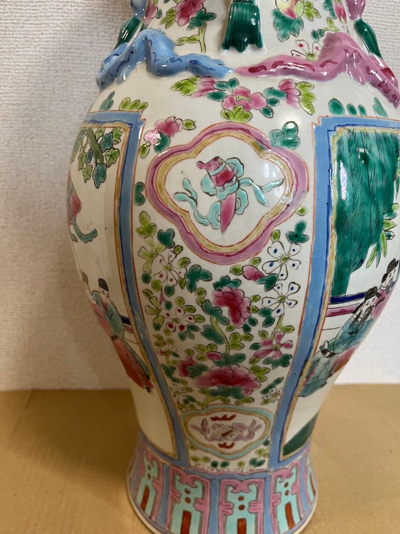 中国美術清〜民国期色絵 人物風景文 耳付 大清康熙年製 唐物 古陶磁 粉彩時代物