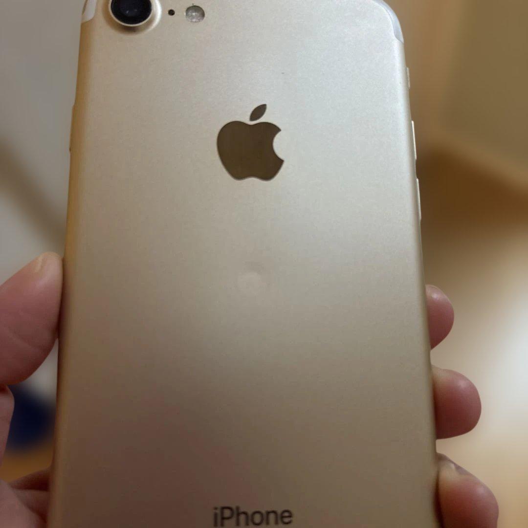 iPhone7⭐️ゴールド　本体　128GB 77%