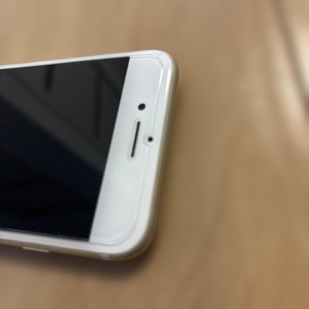 iPhone7⭐️ゴールド　本体　128GB 77%