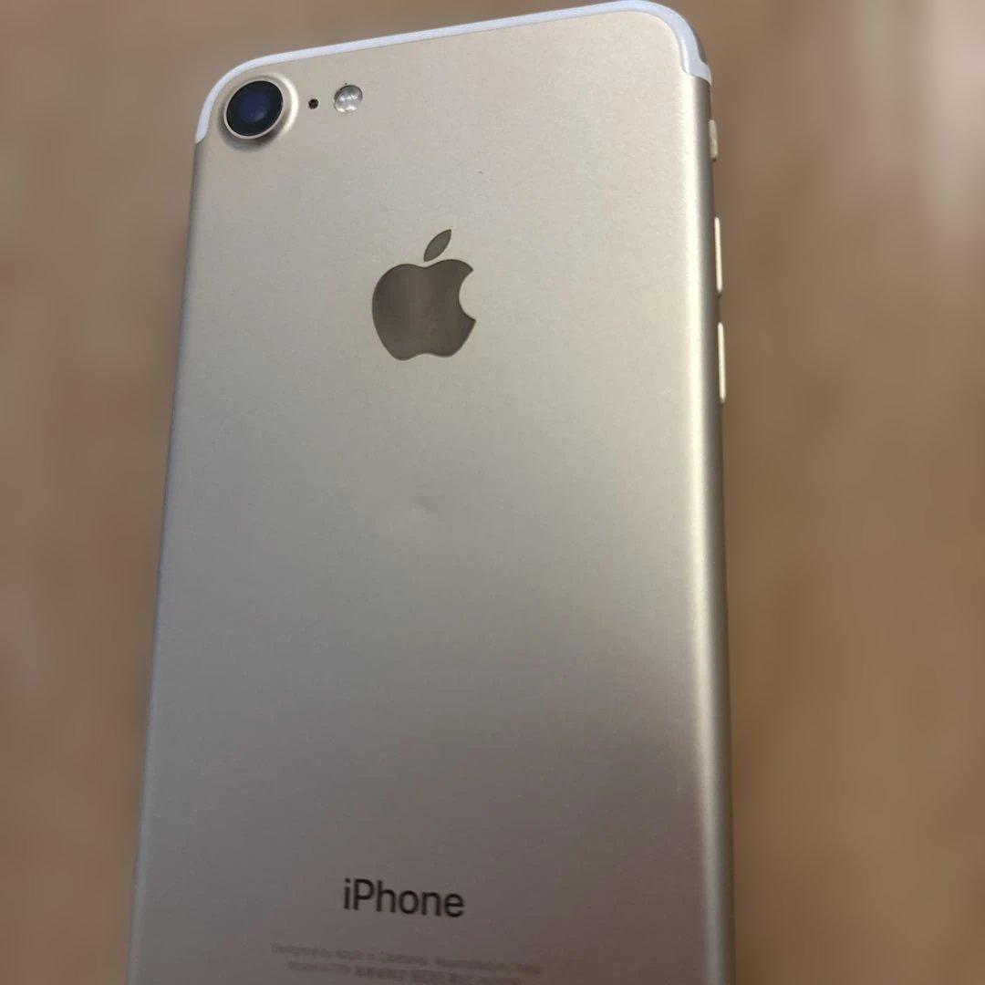 iPhone7⭐️ゴールド　本体　128GB 77%