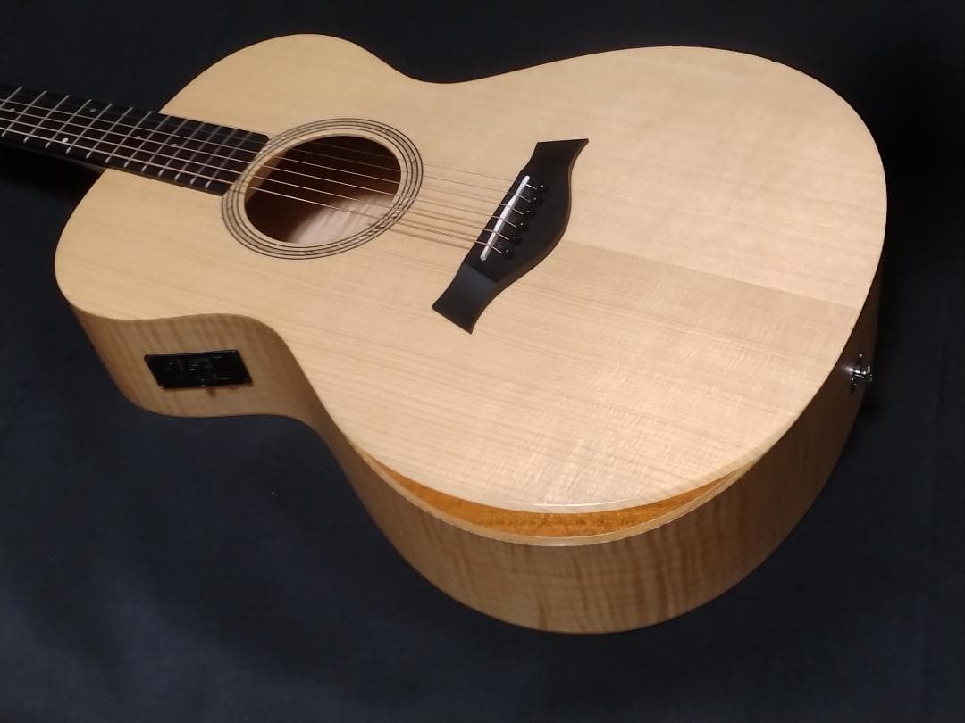 【美品】Taylor LTD EG Academy 12e