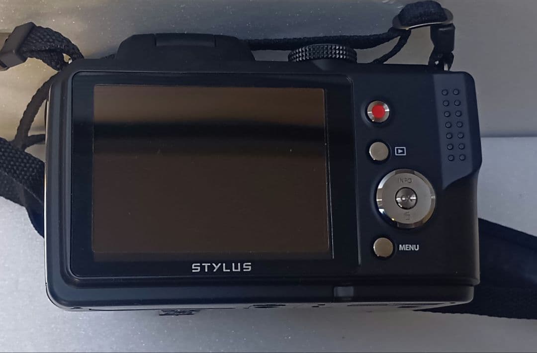 OLYMPUS SP-820UZ デジタルカメラ