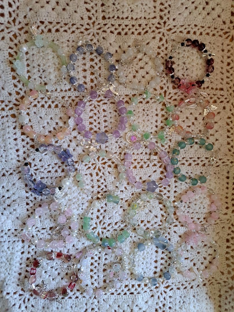 ガラスビーズブレスレット