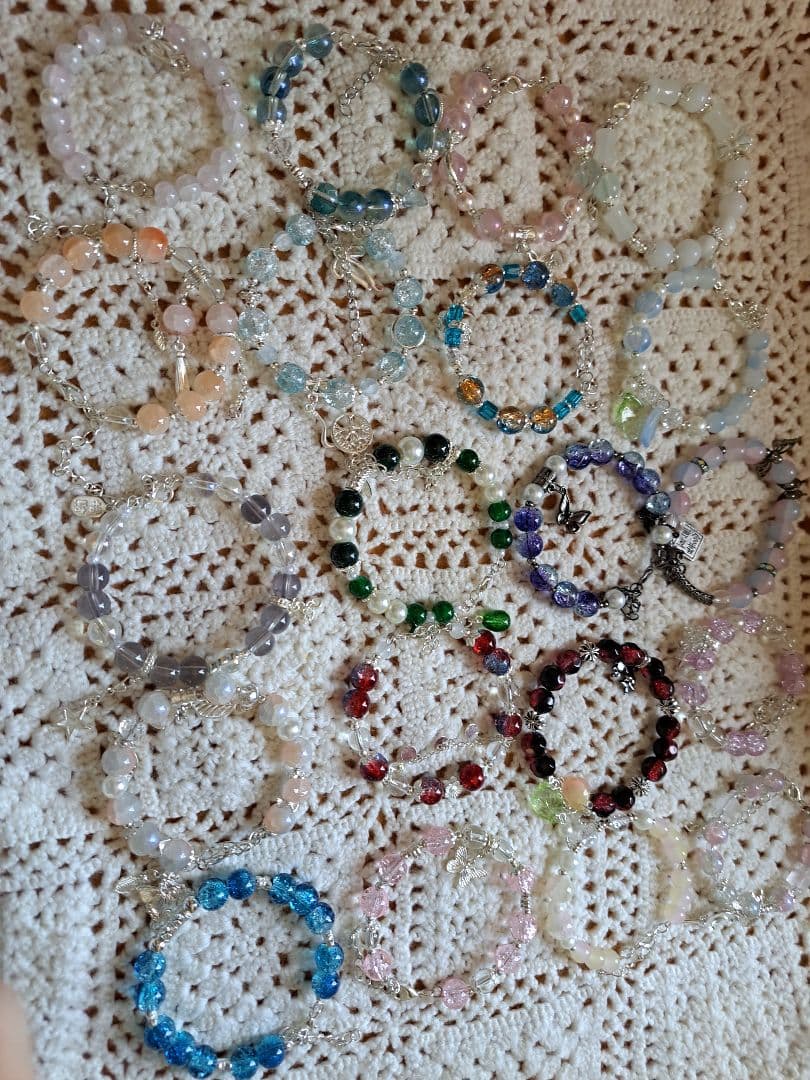 ガラスビーズブレスレット