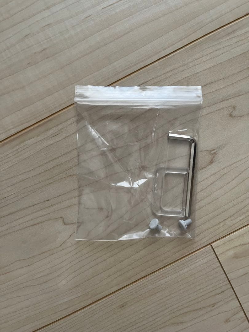 つっぱり式ハニカムスクリーン　非遮光タイプ　コードレス式　【びっくりカーペット】