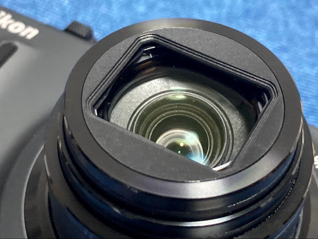 【ジャンク品】NIKON　COOLPIX　s9100