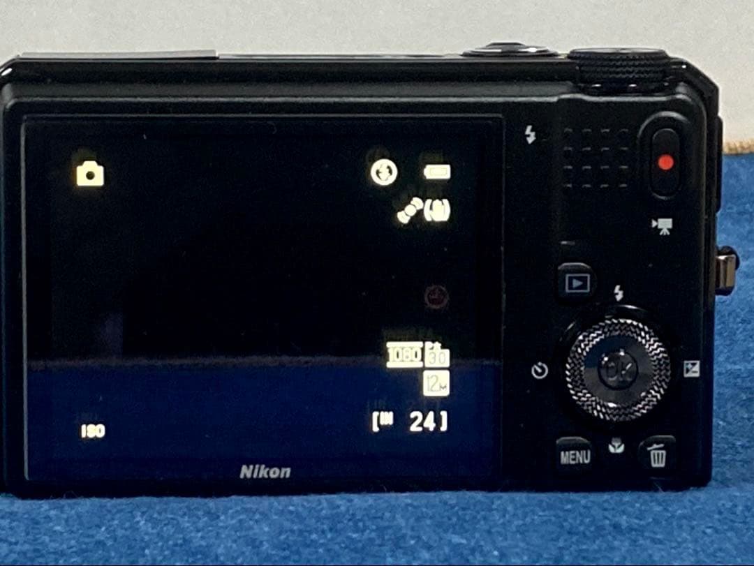 【ジャンク品】NIKON　COOLPIX　s9100