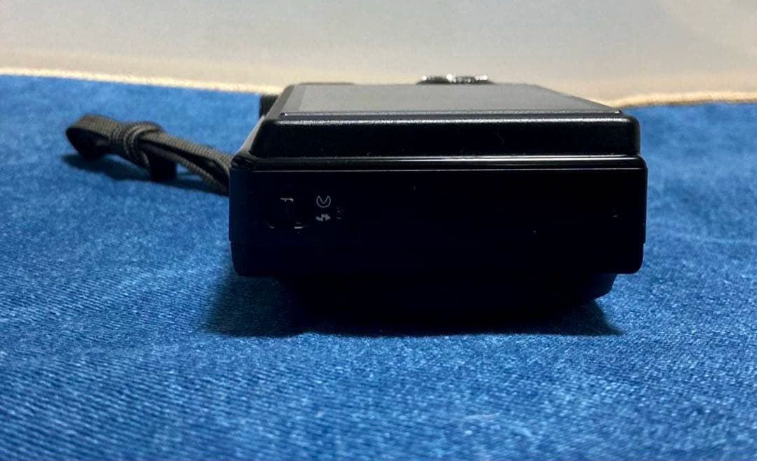 【ジャンク品】NIKON　COOLPIX　s9100
