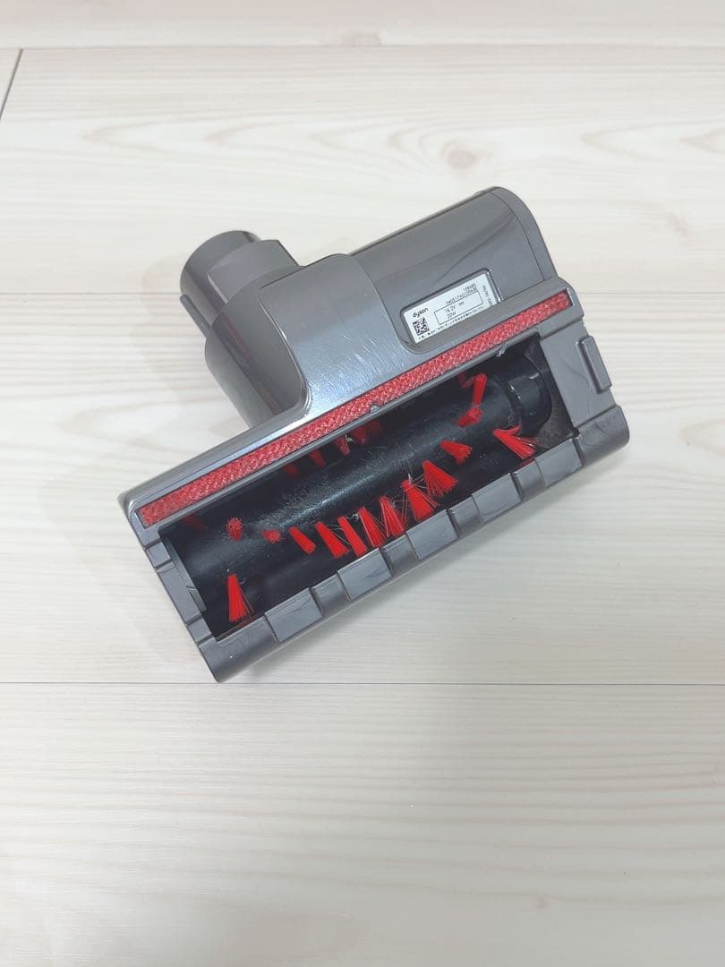 Dyson コードレスクリーナー SV11