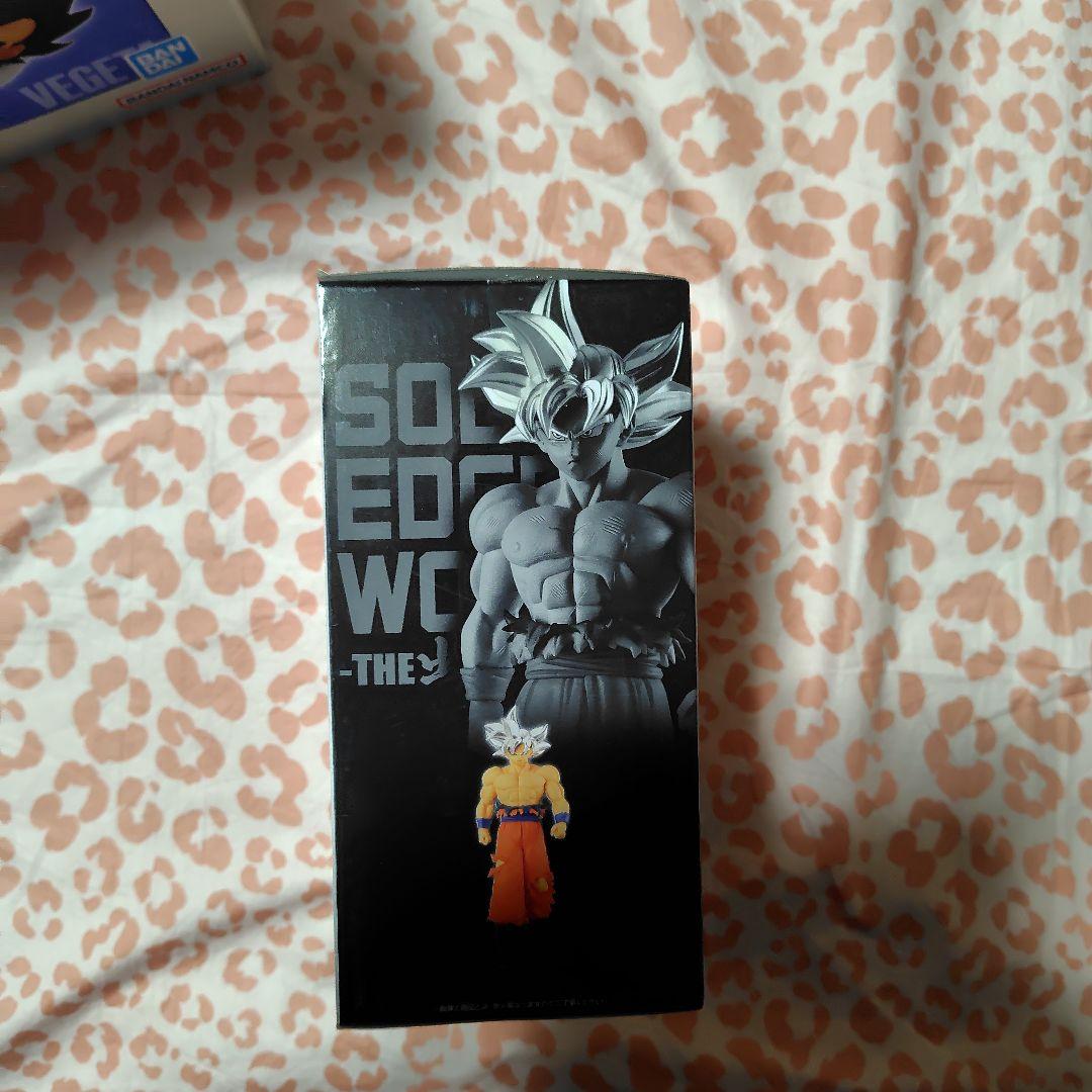 3点まとめ売り　ドラゴンボール 超サイヤ人ゴッドSS 孫悟空 フィギュア他２点