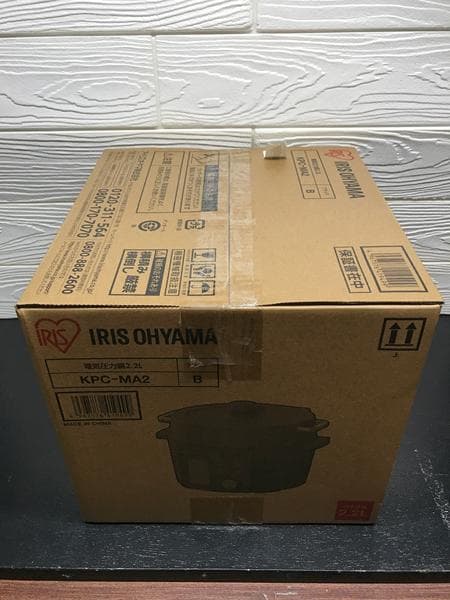 Y【新品・未使用】アイリスオーヤマ 2.2L 電気圧力鍋 KPC-MA2