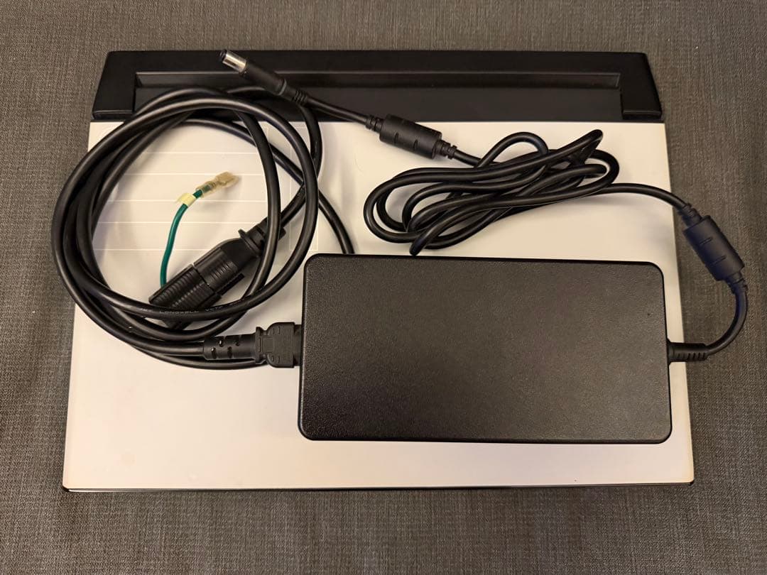 Windowsノート本体 Alienware m15 R2 i7-9750H/16GB/RTX2070