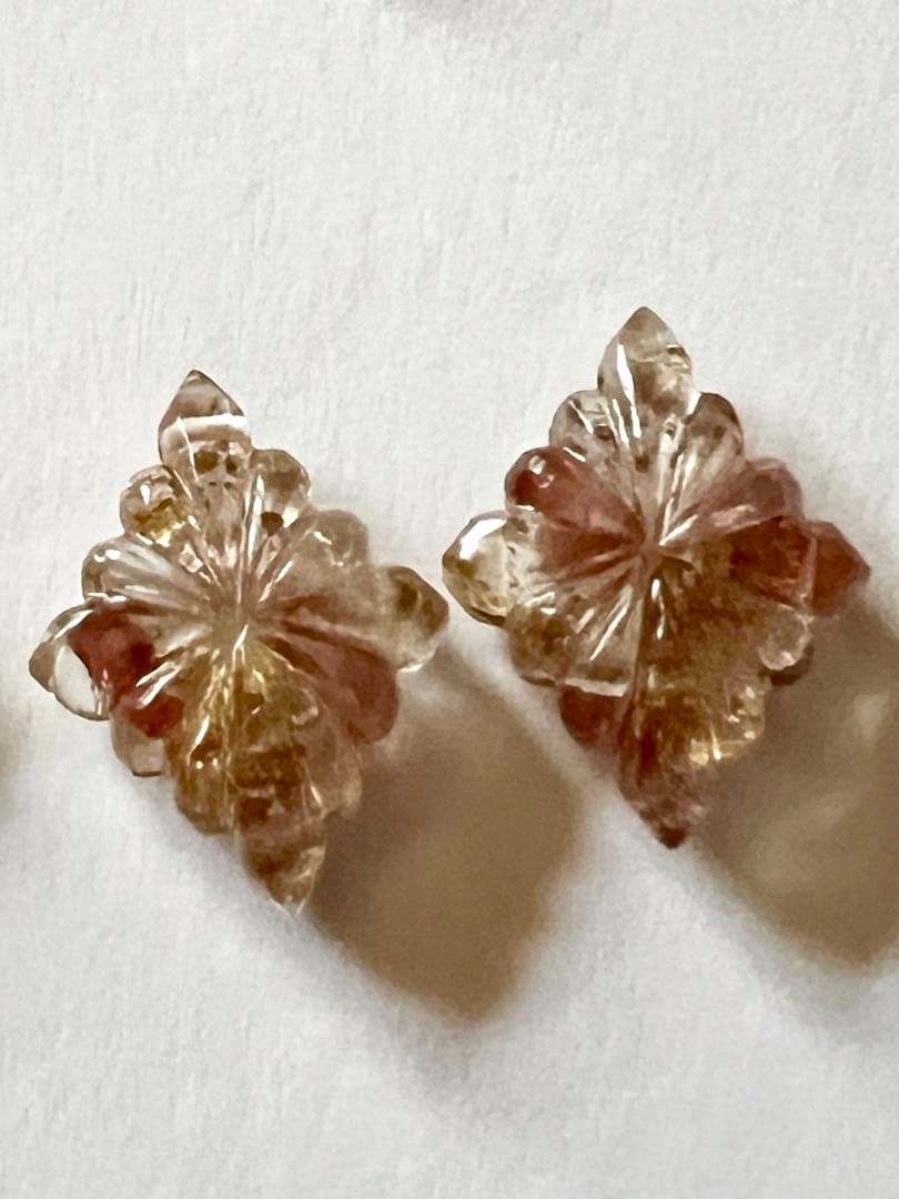 ガーネット　金箔入り　トリプレット　ローゼンジカービング　14kgf ピアス