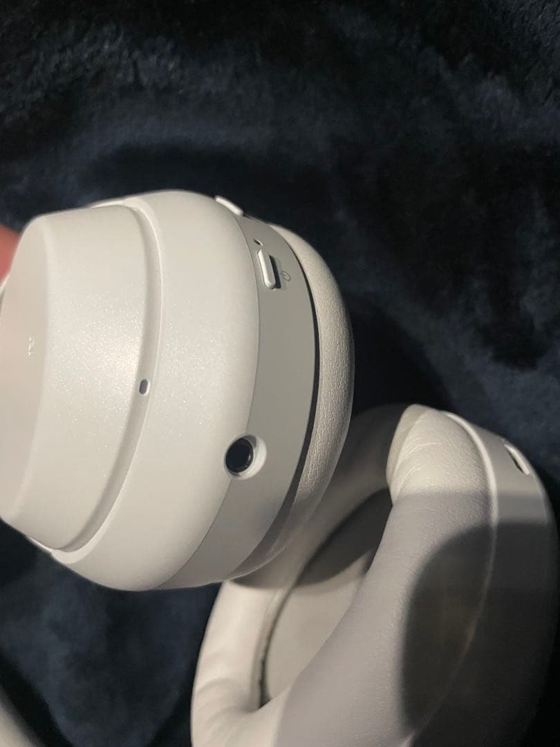 SONY WH-1000XM4 ワイヤレスノイズキャンセリングヘッドフォン箱無し