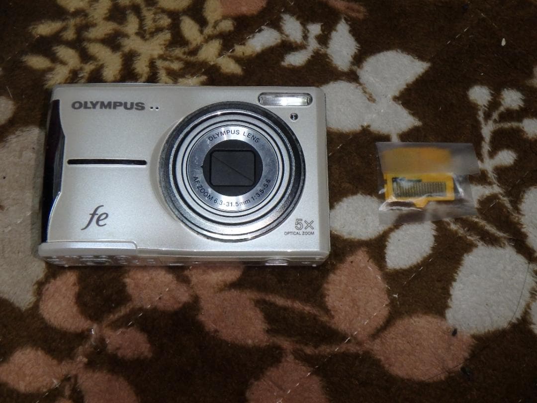動作品 OLYMPUS FE-46 デジタルカメラ 乾電池駆動