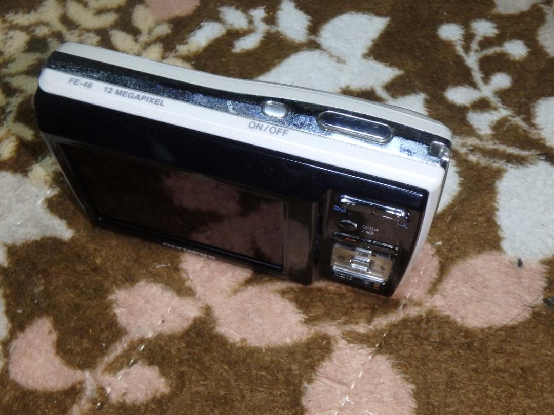 動作品 OLYMPUS FE-46 デジタルカメラ 乾電池駆動