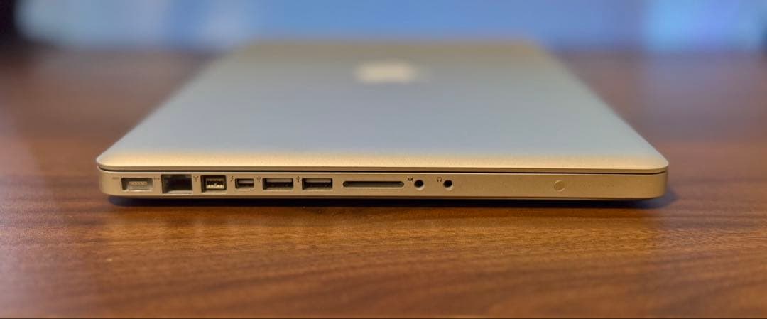 Apple MacBook Pro 15インチ
