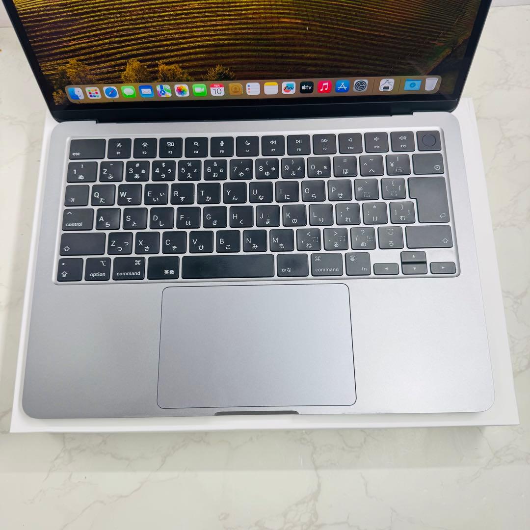 MacBook Air 13インチ 2022 M2 16GB 1TB