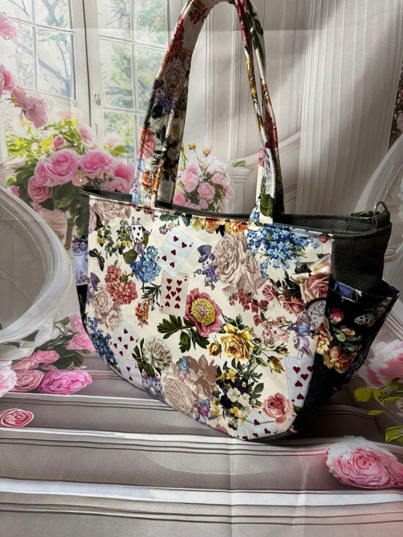 ラウンド型トートバッグ（アリスパーティ）ジョリーフルール