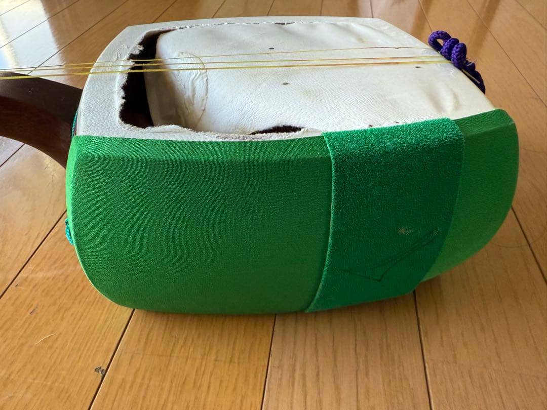 三味線本体　難あり　約100cm 袋付き