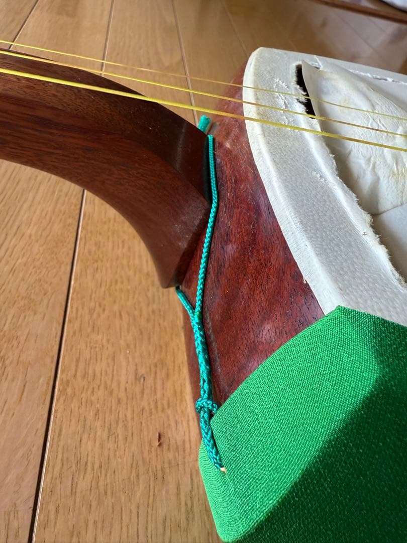 三味線本体　難あり　約100cm 袋付き