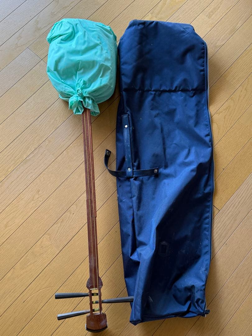 三味線本体　難あり　約100cm 袋付き