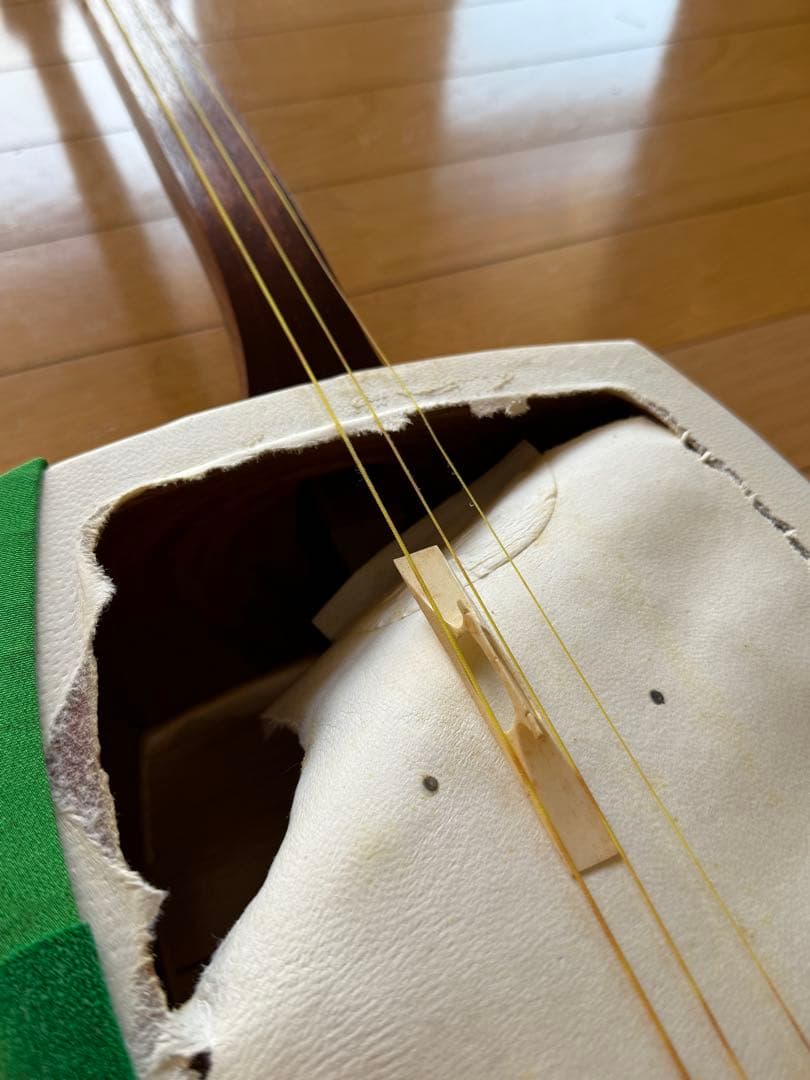 三味線本体　難あり　約100cm 袋付き