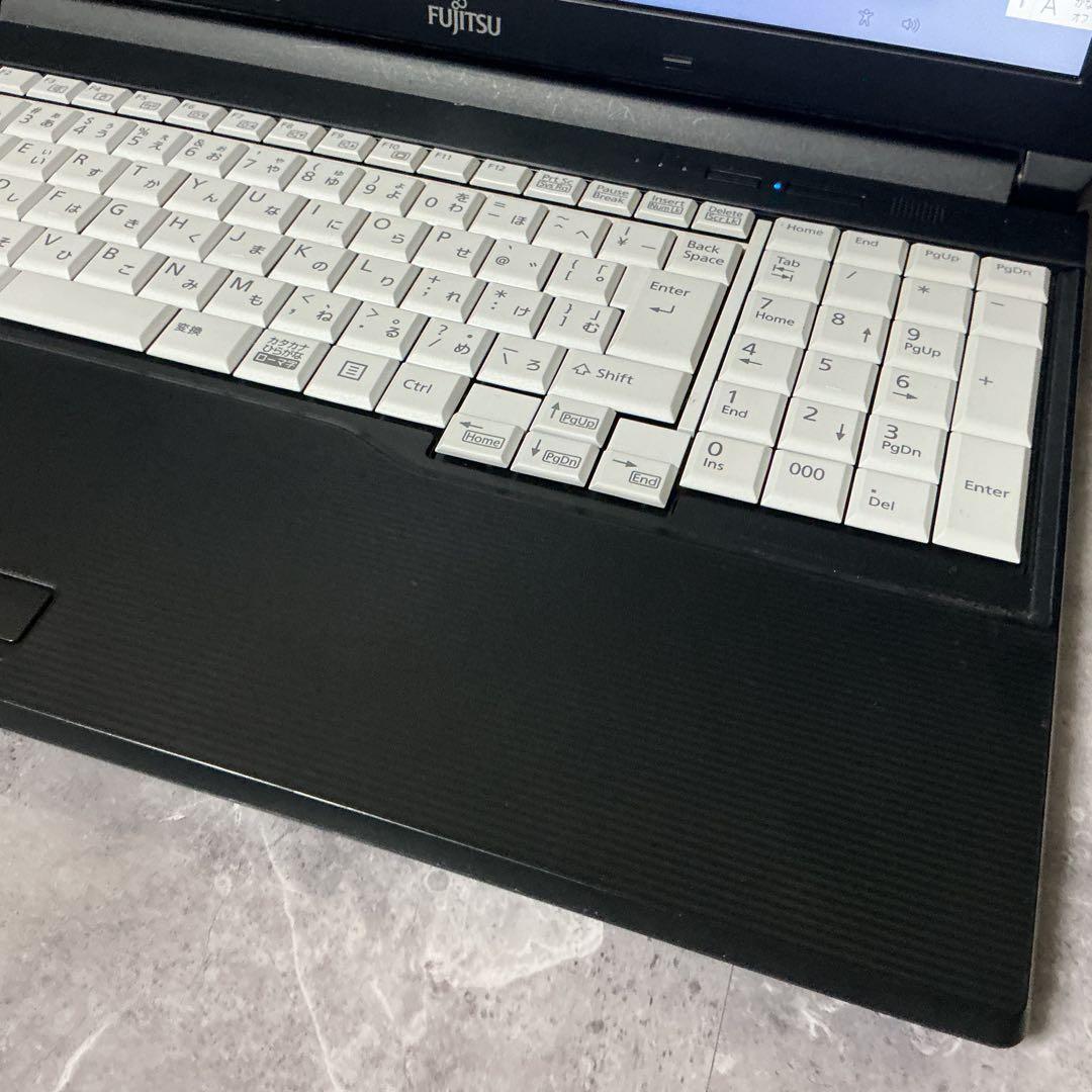✨美品✨Fujitsu✨第8世代✨新品SSD 256GB✨LIFE BOOK✨