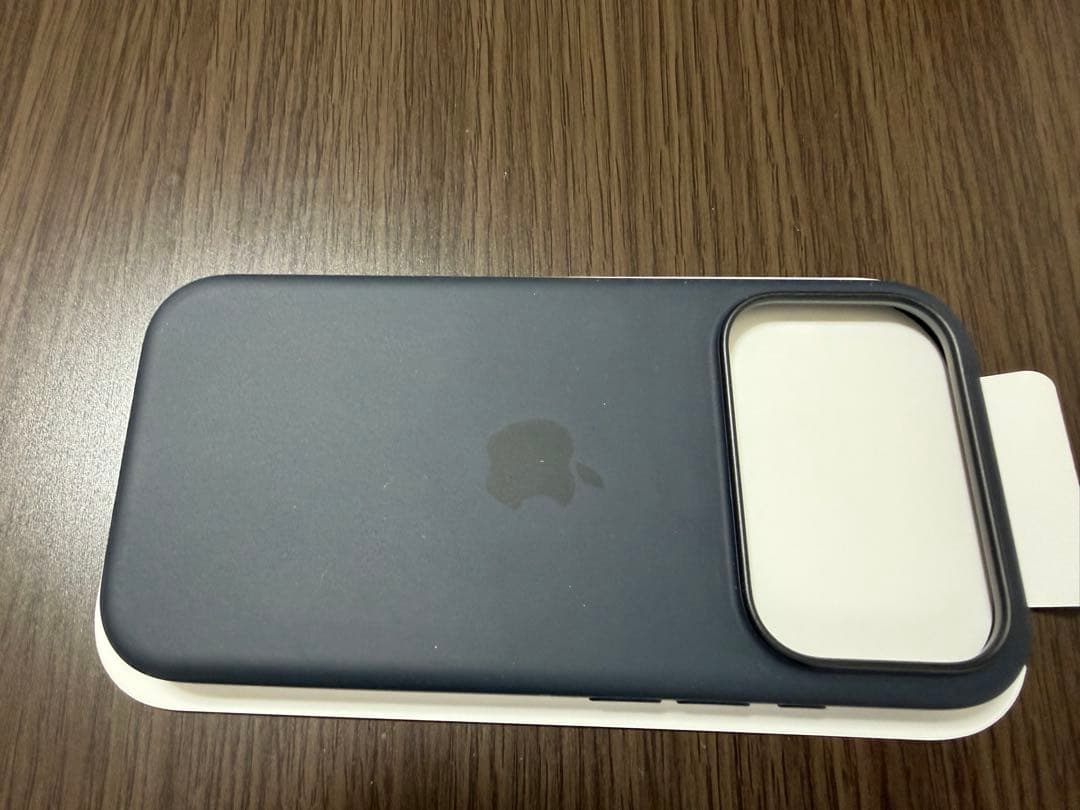 Apple純正 iPhone 17 Pro MagSafeケース 黒（36字）