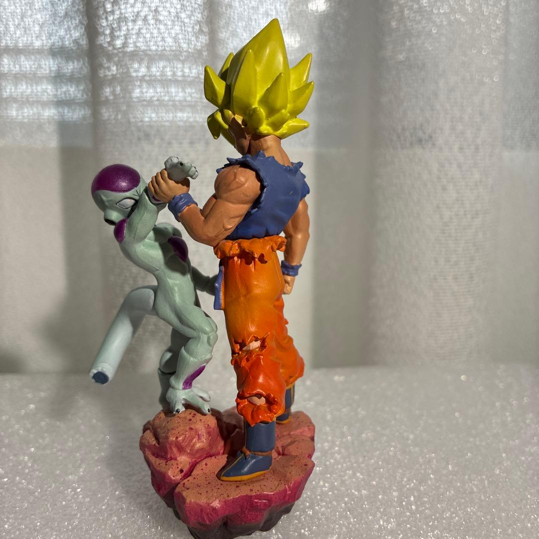 ドラゴンボール 孫悟空 フリーザ フィギュア　希少品