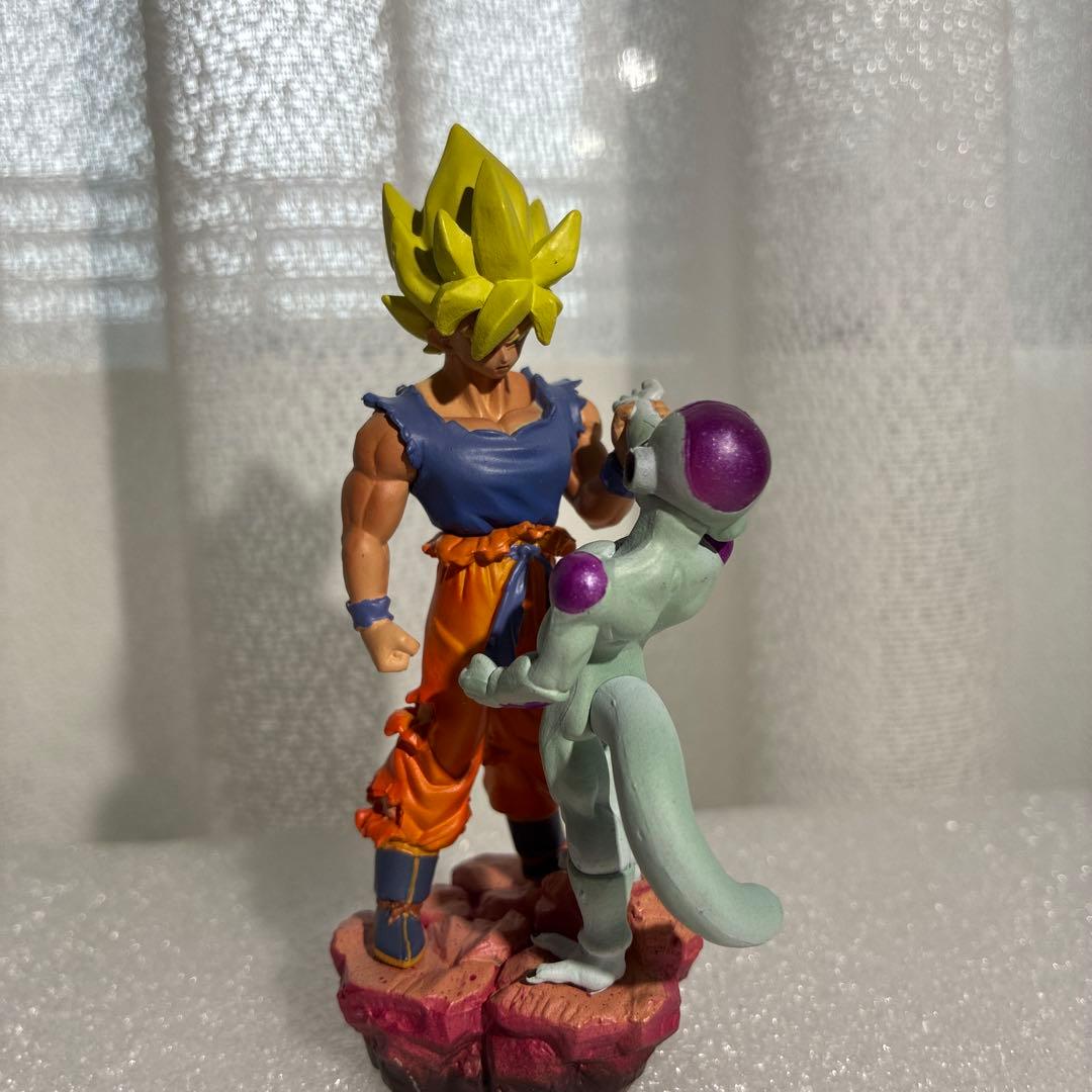 ドラゴンボール 孫悟空 フリーザ フィギュア　希少品