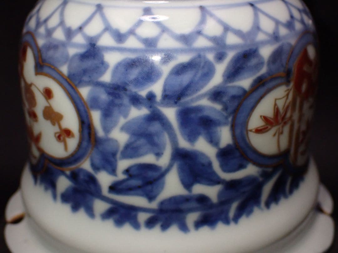 【完品】古伊万里<葉唐草 窓絵 松竹梅>そば猪口 江戸後期 （青25）