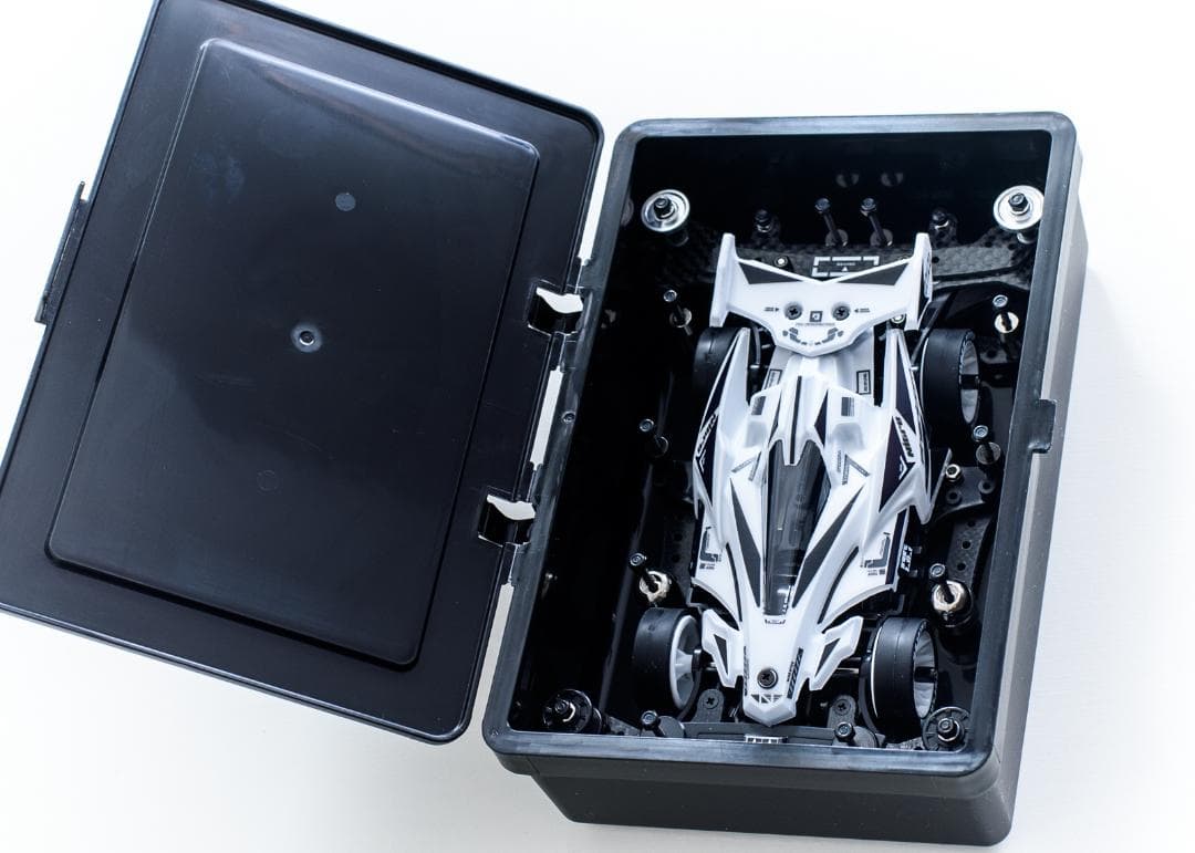 ミニ四駆完成品★アバンテMk3 MAWH フルベアリング・ポリカボディ未走行