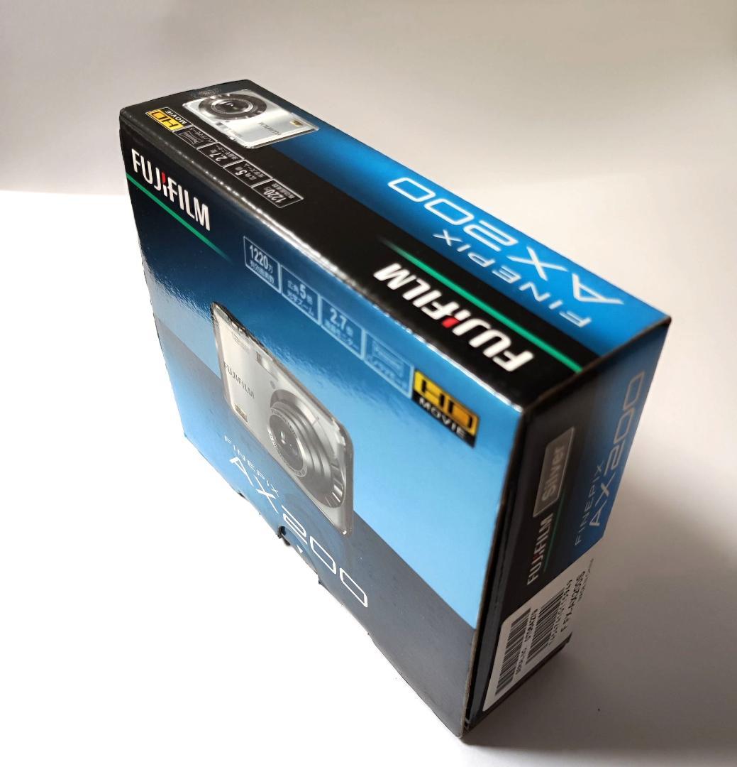 コンデジ　FUJIFILM　FINEPIX　AX200　デジカメ