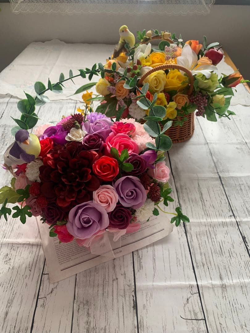 幸せを運ぶ鳥　フラワーアレンジ　ハッピーハミングバード　ハンドメイド