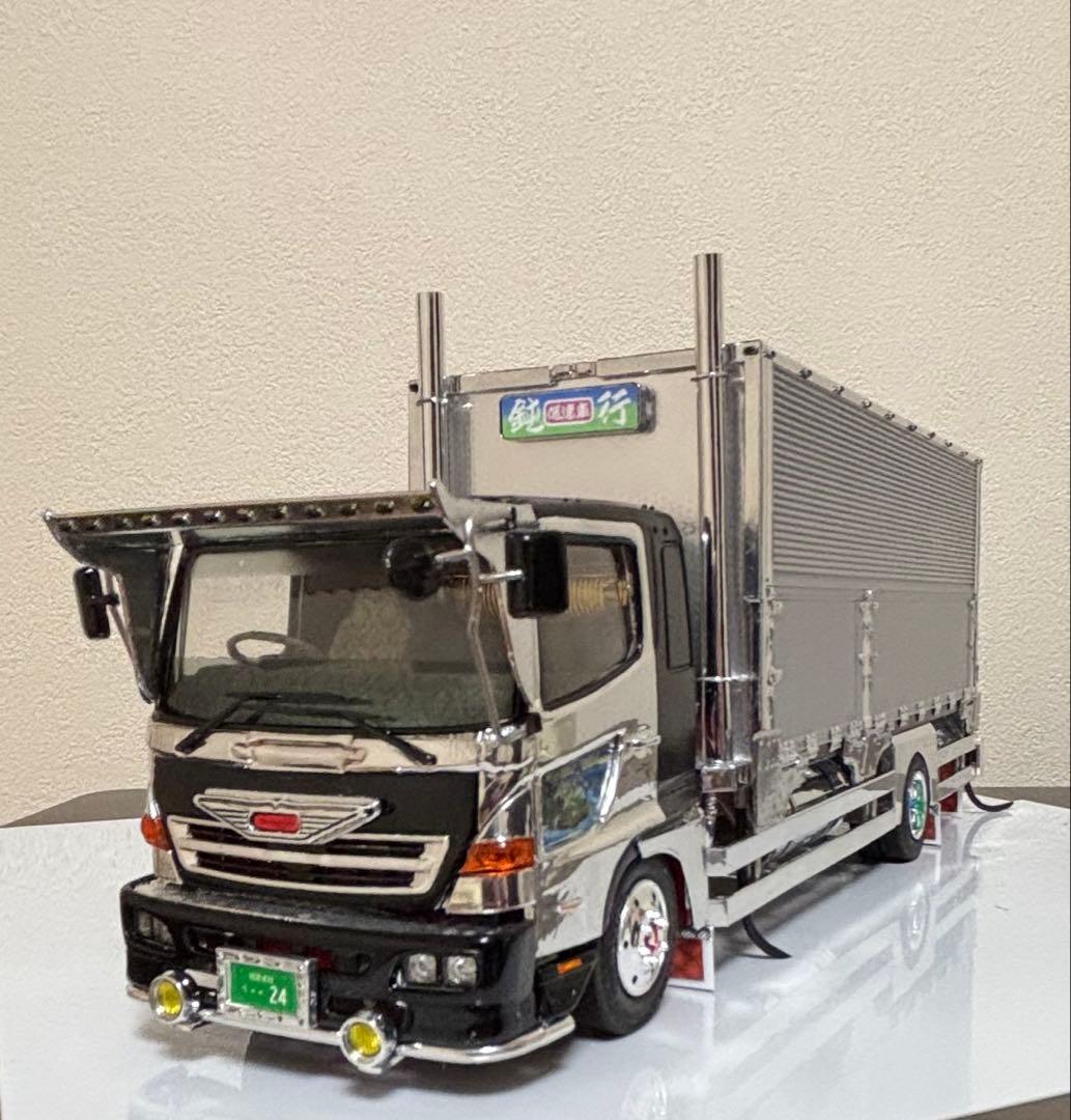 デコトラプラモデル　1/32 日野　レンプロ　完成品