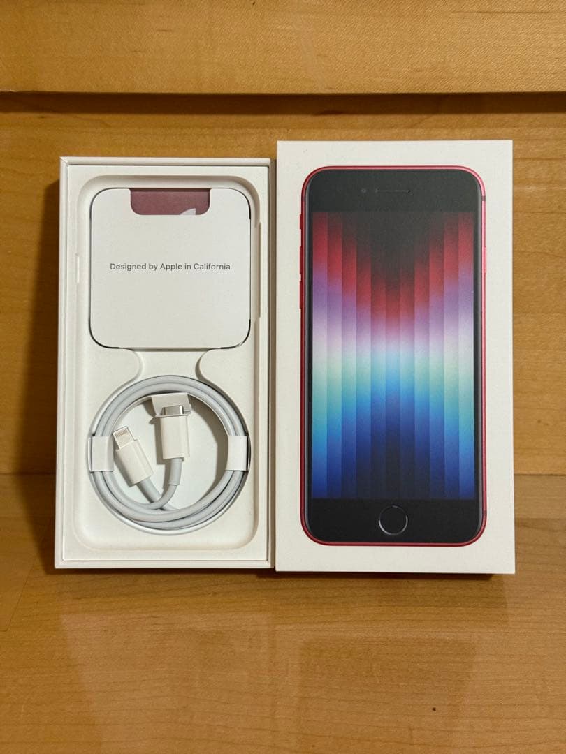 【新品】iPhone SE 第3世代 128GB RED SIM FREE
