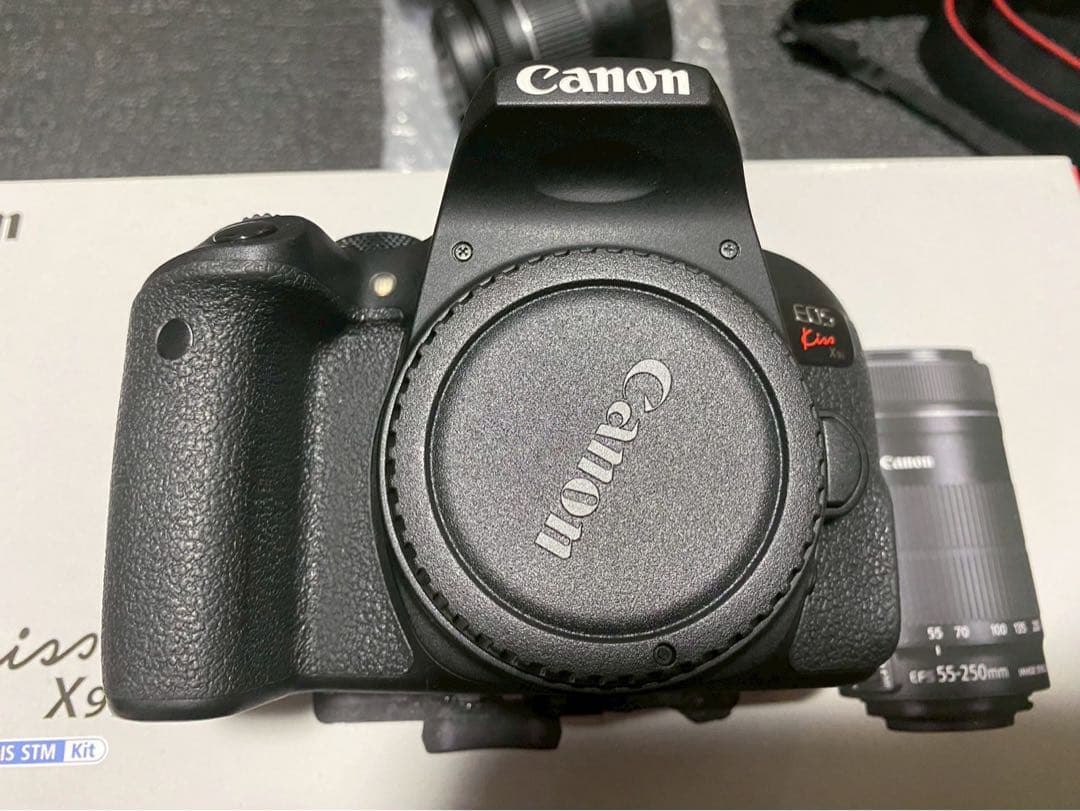 【訳アリ品】EOS Kiss X9i・ダブルズームキット
