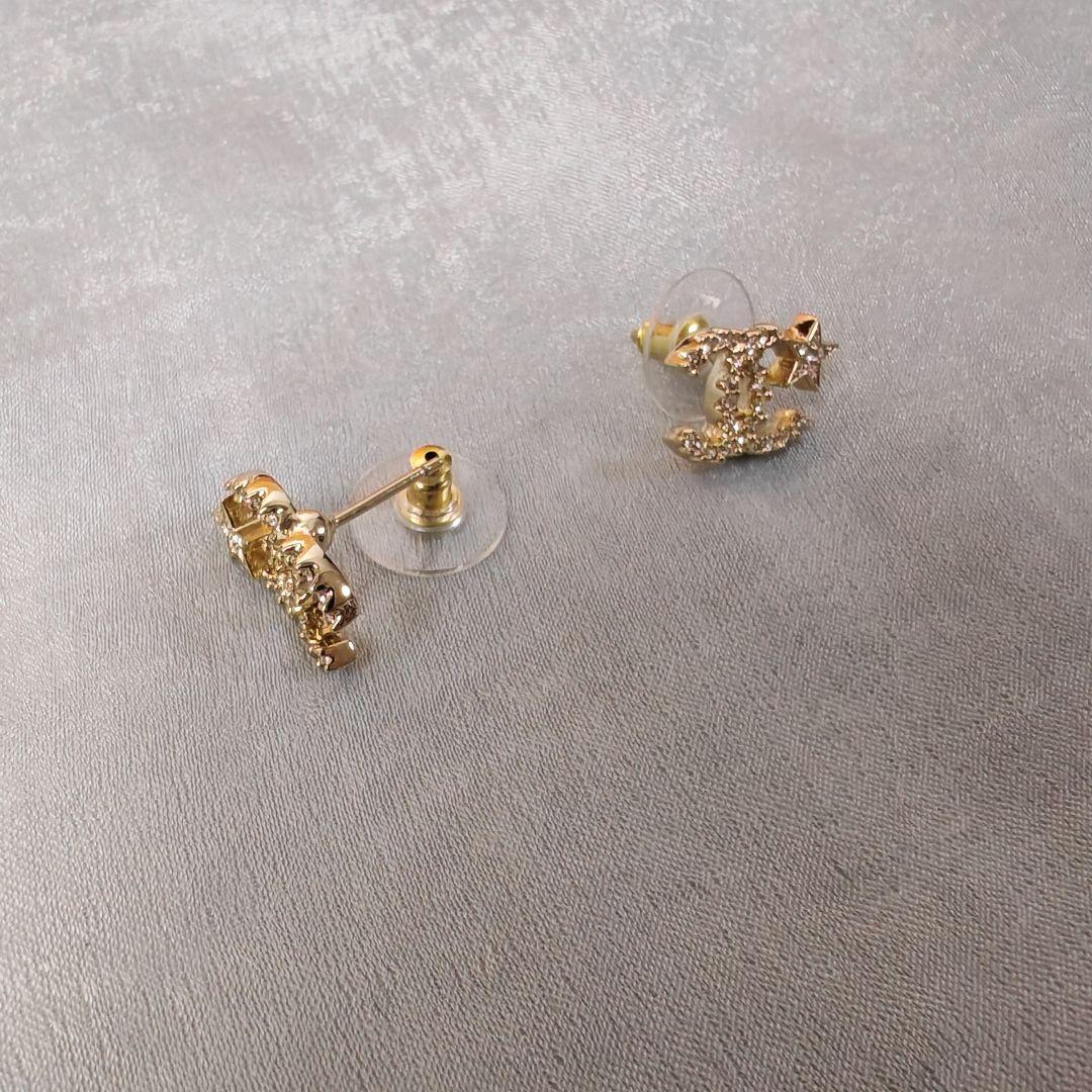 CHANEL CCマーク ロゴピアス