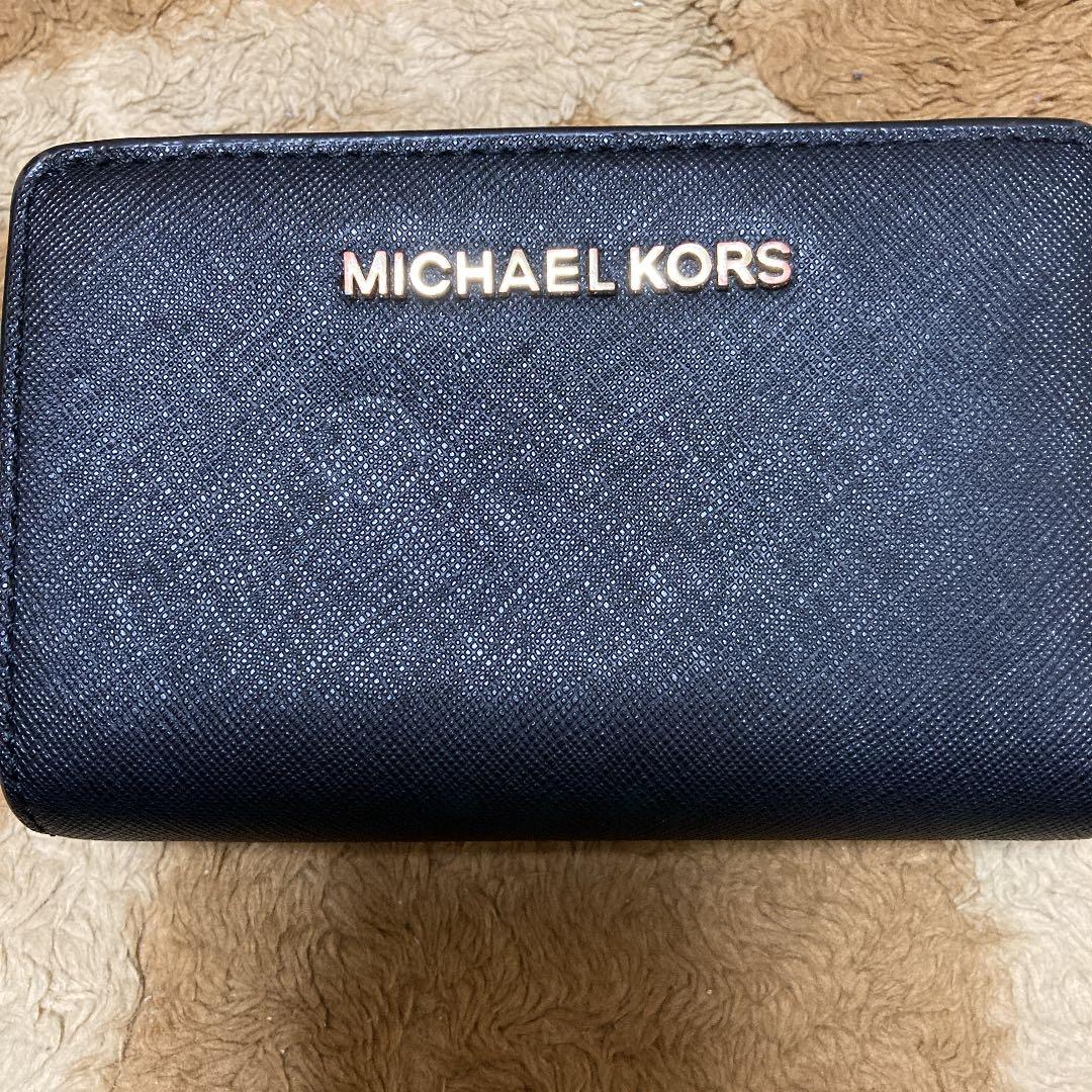 MICHAEL KORSの財布です