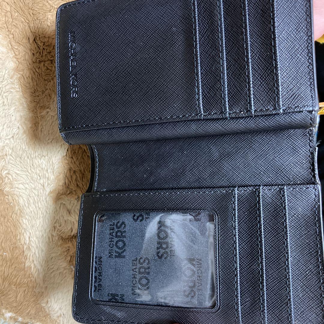 MICHAEL KORSの財布です
