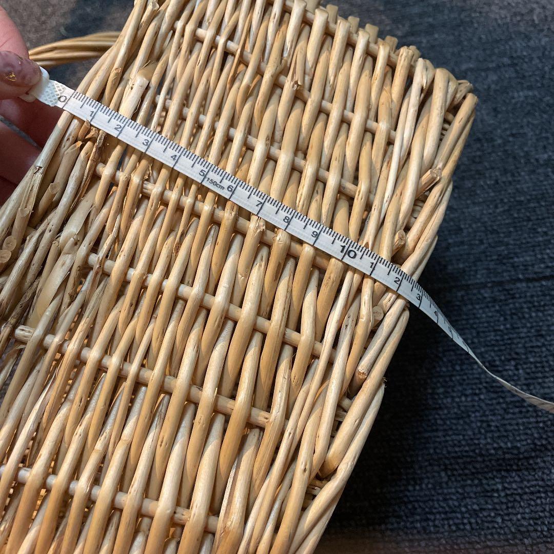 カゴ　バスケット　四分割　小物入れ　リモコン入れにも