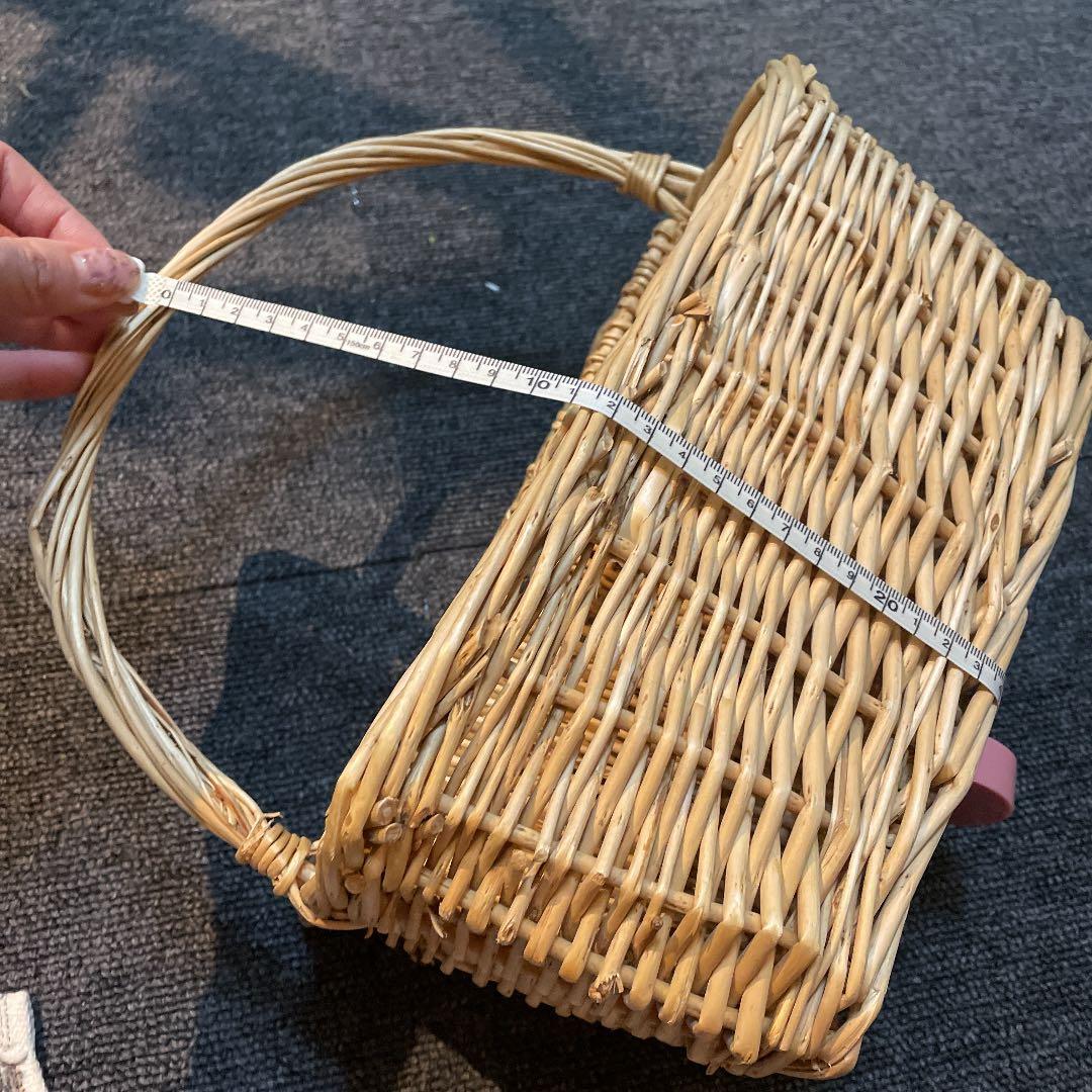 カゴ　バスケット　四分割　小物入れ　リモコン入れにも