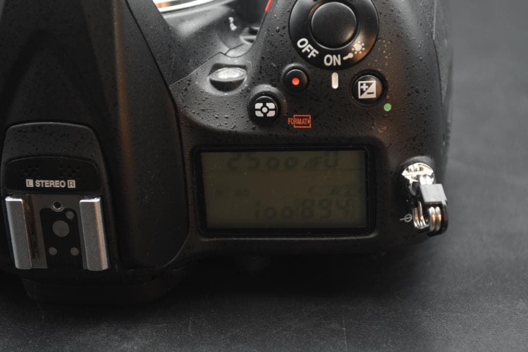 Nikon ニコン D7200 デジタル一眼レフカメラ